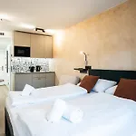 Blackhome Tivoli Apartment *