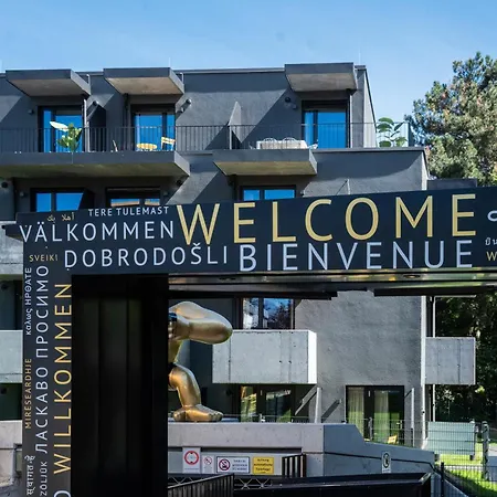 Blackhome Tivoli Appartement *