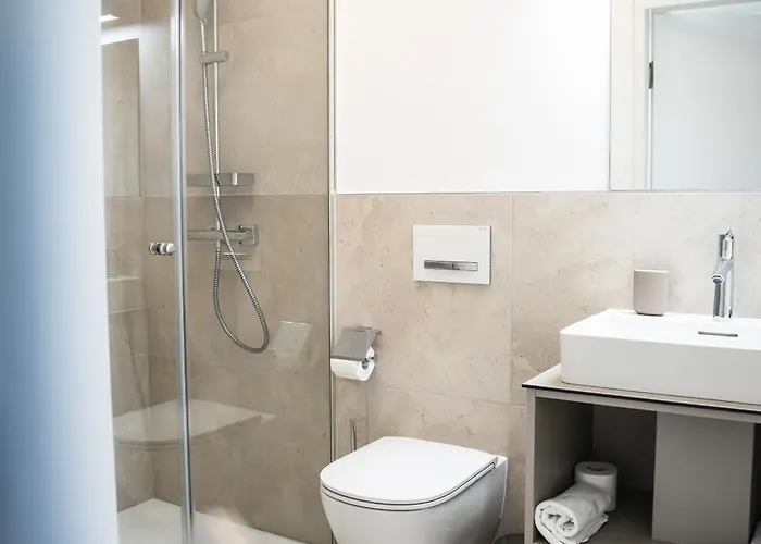 Blackhome Tivoli شقة