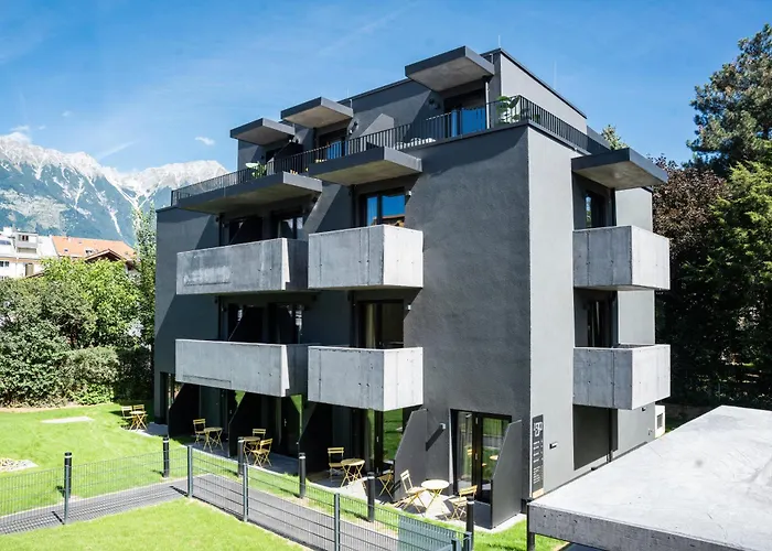 Blackhome Tivoli * إنسبروك