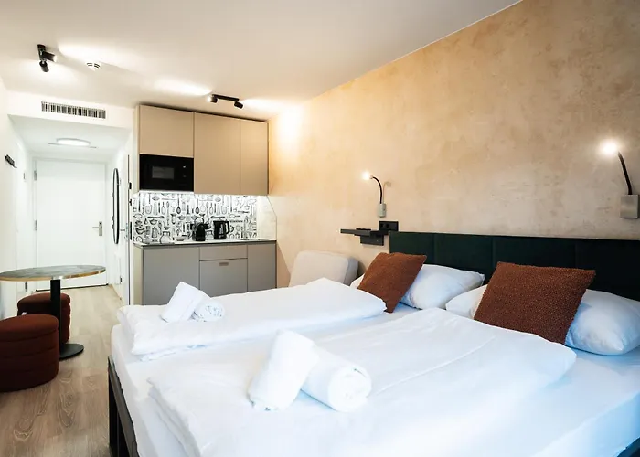 Blackhome Tivoli شقة *