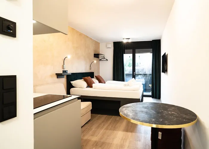 Blackhome Tivoli * אינסברוק