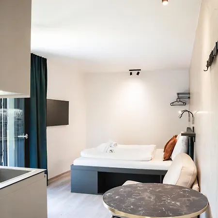 Blackhome Tivoli İnnsbruck