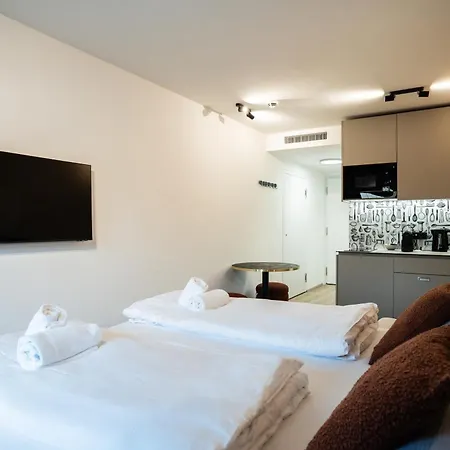 Blackhome Tivoli İnnsbruck