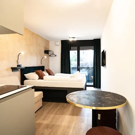 Blackhome Tivoli İnnsbruck
